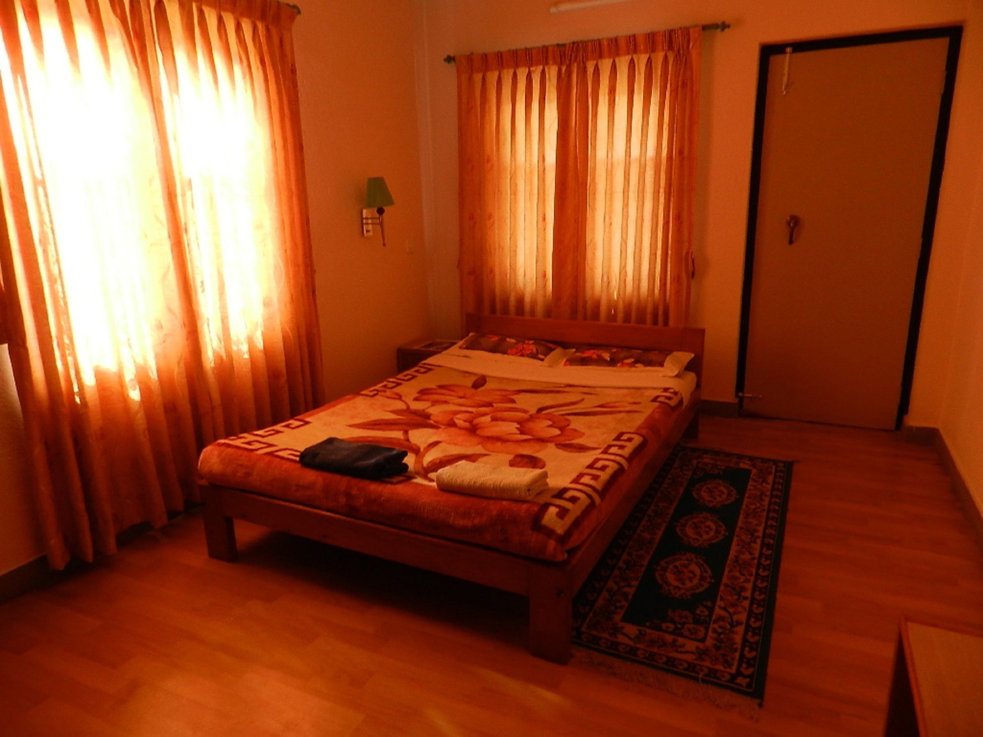 Le Rhododendron Chambres D'Hotes Katmandu Dış mekan fotoğraf